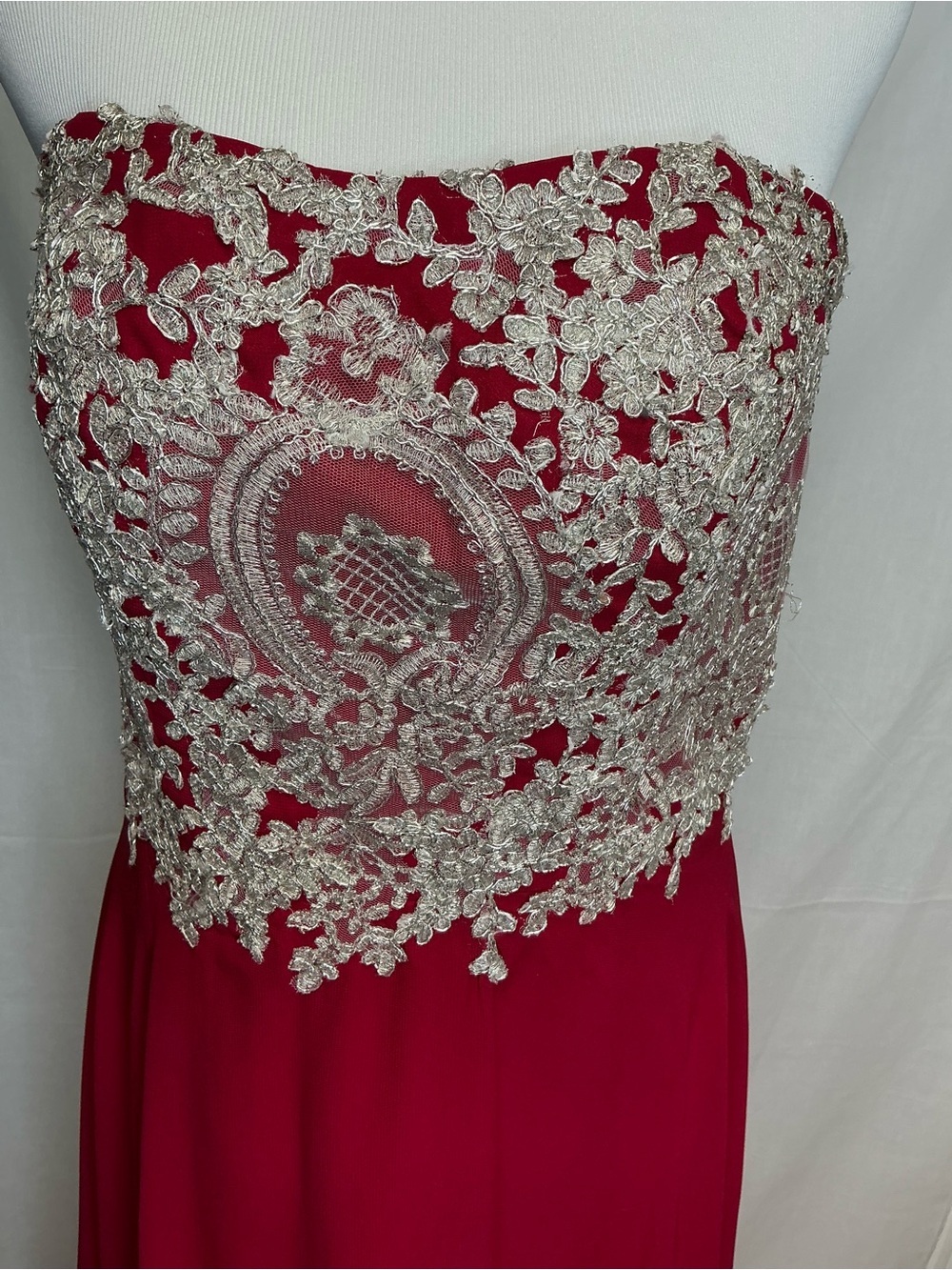 2159 - Elegant Red Evening Gown with Silver Lace Bodice - Picture 6 of 13